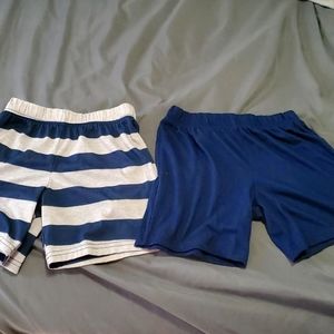 Carters,toddler boy short set,size 4!